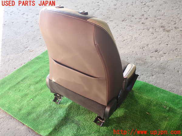 5UPJ-36107065]レクサス・IS300h(AVE30)助手席シート 中古_m0004.jpg