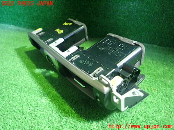 1UPJ-36107528]レクサス・IS300h(AVE30)エアコン吹き出し口3(真中) 中古_m0002.jpg
