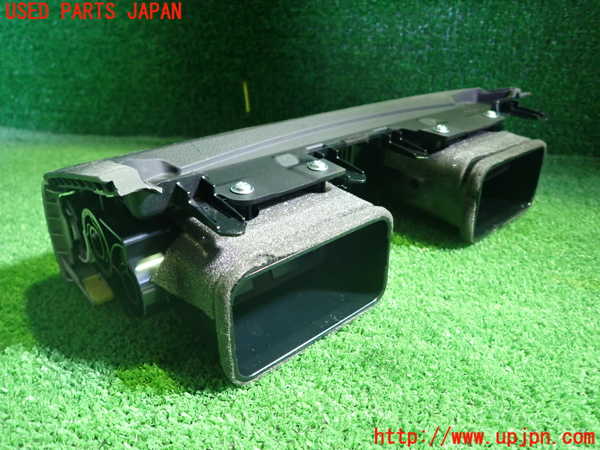 1UPJ-36107528]レクサス・IS300h(AVE30)エアコン吹き出し口3(真中) 中古_m0003.jpg