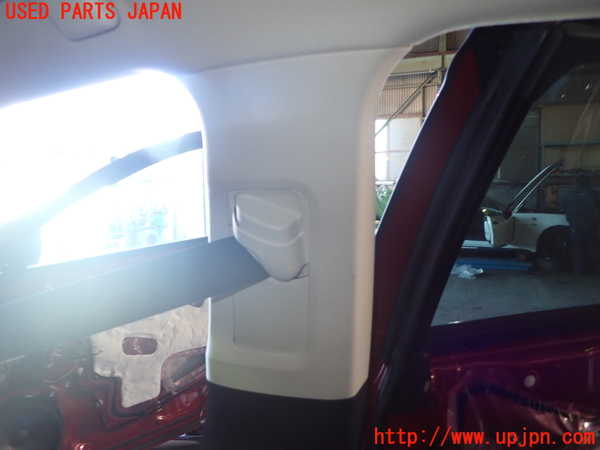 1UPJ-36107665]レクサス・IS300h(AVE30)右センターピラートリム 中古_m0002.jpg