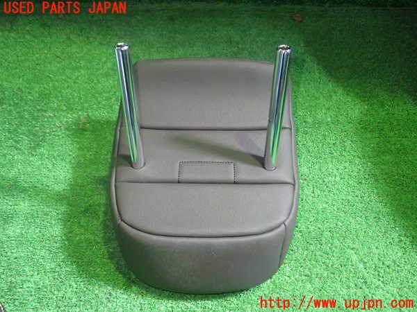 1UPJ-36107150]レクサス・IS300h(AVE30)右2列目ヘッドレスト 中古_m0004.jpg