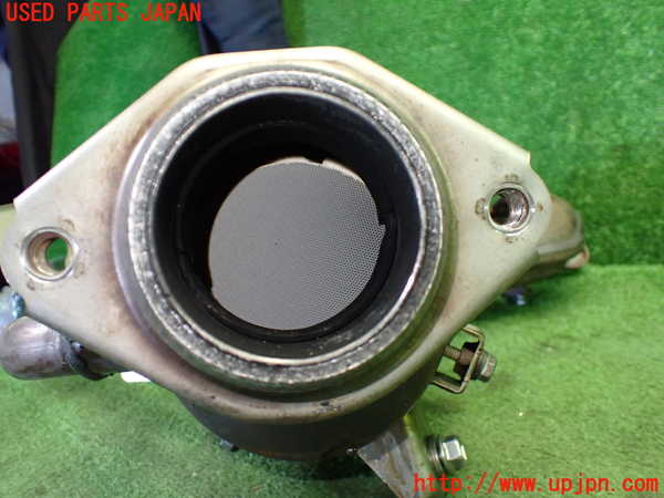 1UPJ-36112661]C-HRハイブリッド(ZYX10)触媒1 中古_m0004.jpg