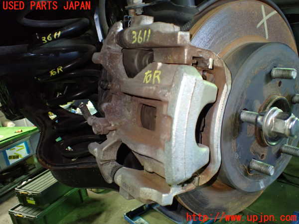 1UPJ-36114090]C-HRハイブリッド(ZYX10)右リアキャリパー 中古_m0001.jpg