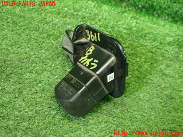 1UPJ-36116680]C-HRハイブリッド(ZYX10)バックカメラ 中古_m0002.jpg