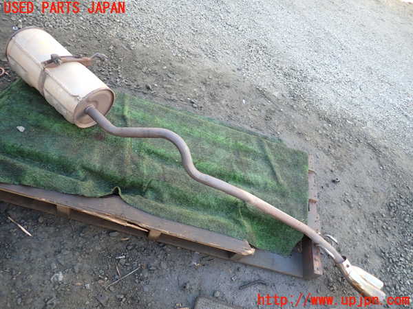 1UPJ-36122671]ハイエースワゴン100系(RZH101G)リアマフラー1 中古_m0001.jpg