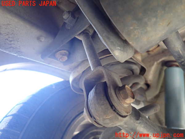 1UPJ-36125445]ハイエースワゴン100系(RZH101G)リアスタビライザー 中古_m0004.jpg