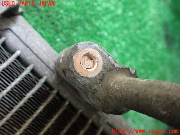 5UPJ-36126031]ハイエースワゴン100系(RZH101G)エアコンコンデンサー1 中古_m0002.jpg