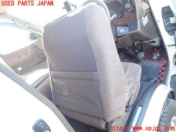1UPJ-36127035]ハイエースワゴン100系(RZH101G)運転席シート 中古_m0005.jpg