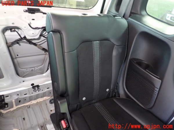 1UPJ-36137175]N-BOX カスタム(エヌ ボックス カスタム)(JF3)左2列目シート 中古_m0002.jpg