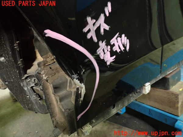 1UPJ-36141082]ベンツ C200 ステーションワゴン(205242C)(205)左前フェンダー 中古_m0003.jpg