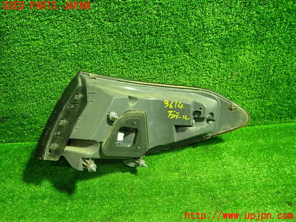 1UPJ-36141536]ベンツ C200 ステーションワゴン(205242C)(205)左テールランプ 中古_m0003.jpg