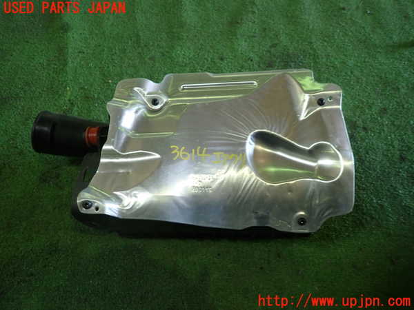 1UPJ-36142560]ベンツ C200 ステーションワゴン(205242C)(205)エアクリーナーボックス 中古_m0003.jpg