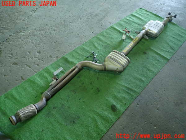 1UPJ-36142631]ベンツ C200 ステーションワゴン(205242C)(205)フロントパイプ1 中古_m0001.jpg