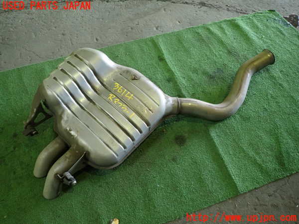 1UPJ-36142671]ベンツ C200 ステーションワゴン(205242C)(205)リアマフラー1 中古_m0001.jpg