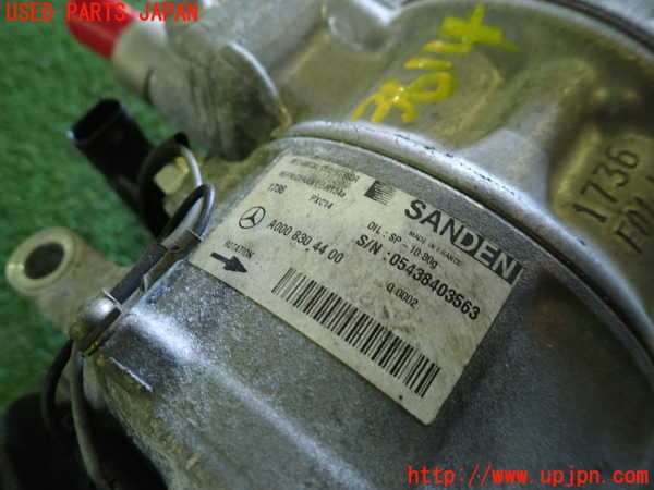 1UPJ-36146025]ベンツ C200 ステーションワゴン(205242C)(205)エアコンコンプレッサー 中古_m0003.jpg
