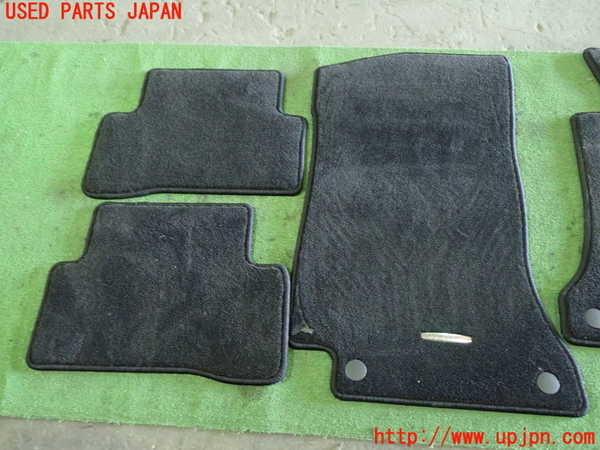 1UPJ-36147800]ベンツ C200 ステーションワゴン(205242C)(205)フロアマット 中古_m0003.jpg