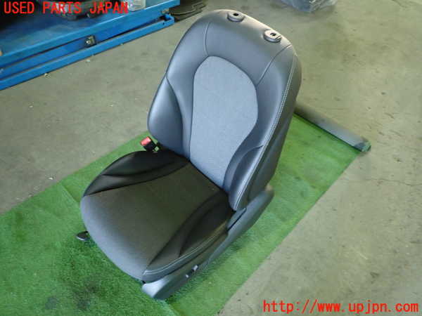 1UPJ-36147065]ベンツ C200 ステーションワゴン(205242C)(205)助手席シート 中古_m0001.jpg