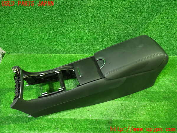 1UPJ-36157540]スカイライン(V36)センターコンソール 中古_m0001.jpg