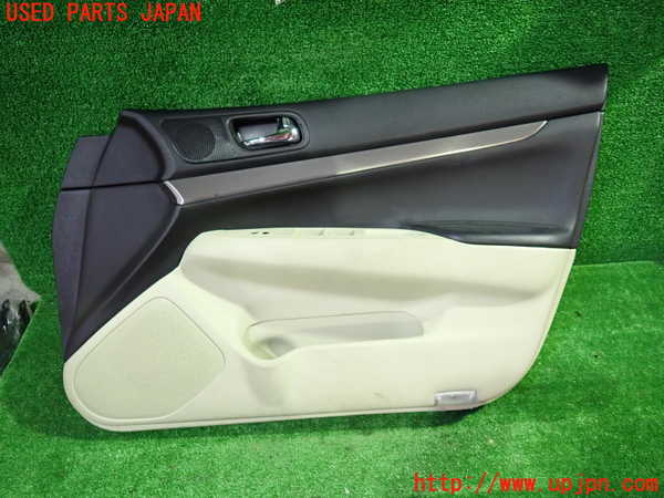 1UPJ-36151234]スカイライン(V36)右前ドア内張り 中古_m0001.jpg