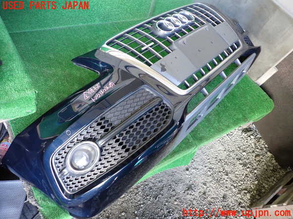 1UPJ-36161010]アウディ・Q5(8RCDNF)フロントバンパー 中古_m0001.jpg