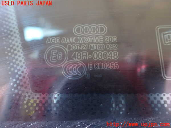 1UPJ-36161382]アウディ・Q5(8RCDNF)左クォーターガラス 中古(43R-00048 M189)_m0002.jpg