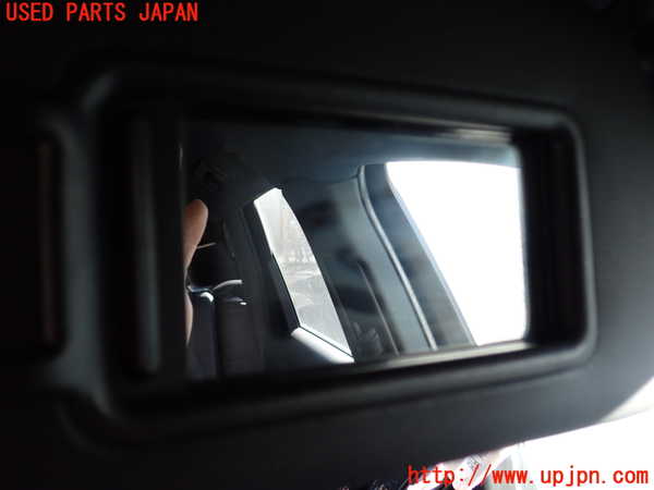 1UPJ-36167625]アウディ・Q5(8RCDNF)室内サンバイザー右側 中古_m0003.jpg