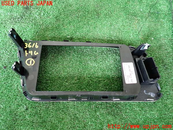 1UPJ-36167691]アウディ・Q5(8RCDNF)内装トリム類1 中古_m0002.jpg