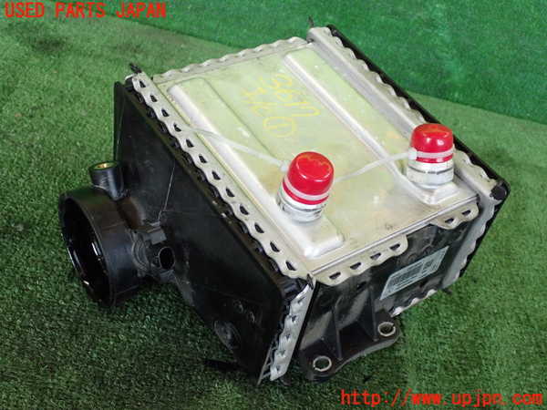 2UPJ-36172451]ベンツ C220 d W205(205004)インタークーラー1 中古_m0001.jpg