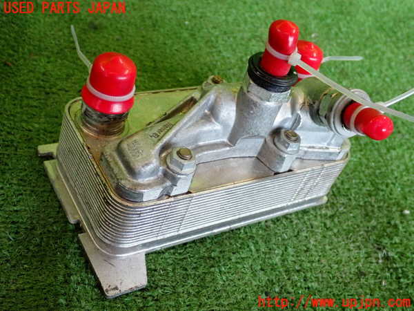 2UPJ-36172481]ベンツ C220 d W205(205004)オイルクーラー1 中古_m0001.jpg