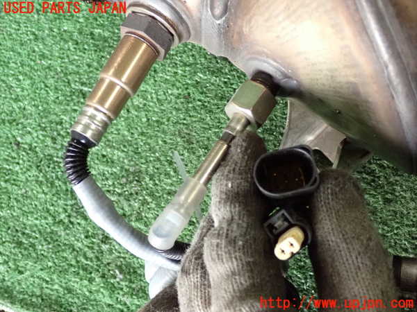 2UPJ-36172661]ベンツ C220 d W205(205004)触媒1 中古_m0004.jpg