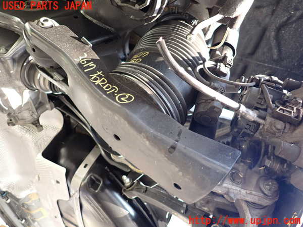 2UPJ-36175205]ベンツ C220 d W205(205004)右リアロアアーム2 中古_m0001.jpg