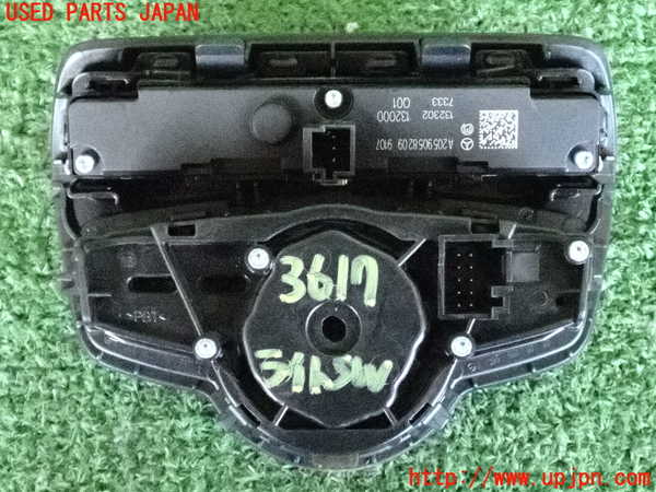 2UPJ-36176285]ベンツ C220 d W205(205004)ライトスイッチ 中古_m0002.jpg