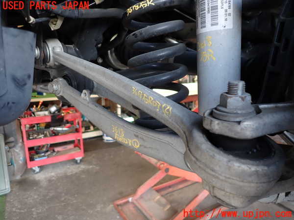 2UPJ-36185205]BMW M4 クーペ(3C30)(F82)右リアロアアーム2 中古_m0001.jpg
