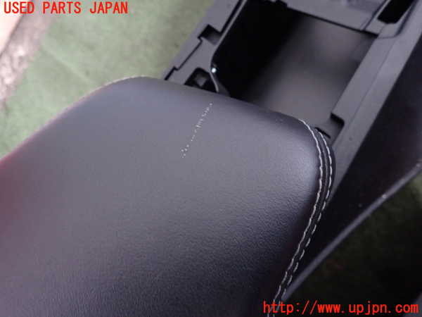 2UPJ-36187540]BMW M4 クーペ(3C30)(F82)センターコンソール 中古_m0004.jpg