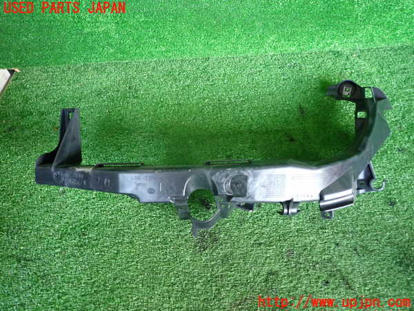 2UPJ-36201142]BMW 320i ツーリング E91(US20)左ヘッドライトリム 中古_m0001.jpg