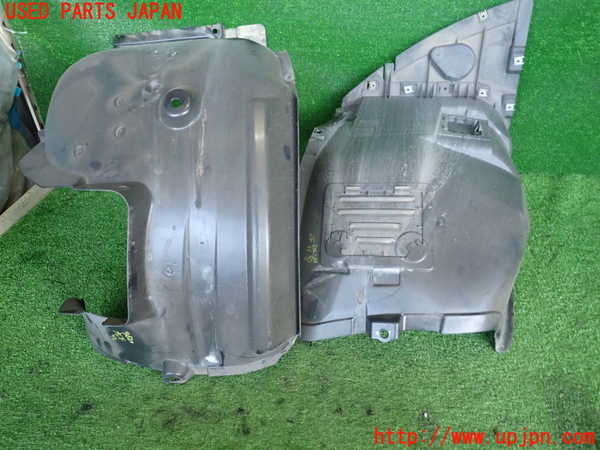 2UPJ-36201092]BMW 320i ツーリング E91(US20)左前フェンダーライナー 中古_m0005.jpg
