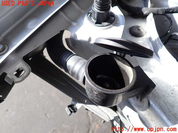 2UPJ-36216791]BMW X3 F25(WY20)ウォッシャータンク1 中古_m0002.jpg