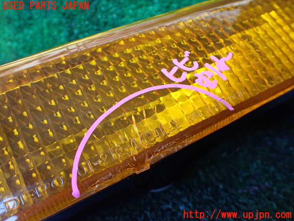 1UPJ-36221162]ランクル60系(HJ61V(改))左ウィンカーレンズ 中古_m0002.jpg