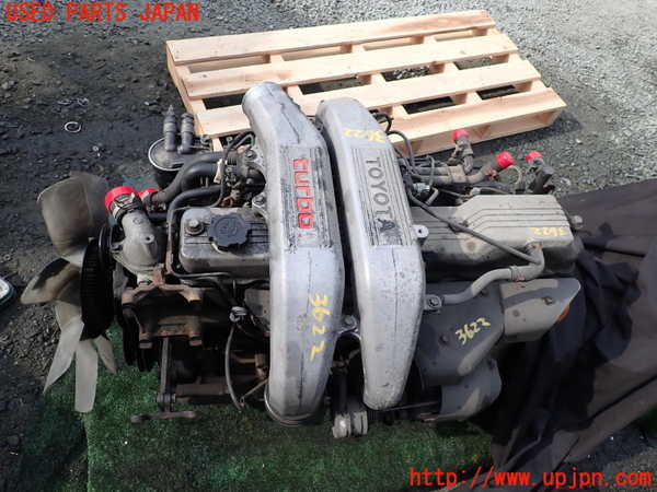 1UPJ-36222010]ランクル60系(HJ61V(改))エンジン 12H-T 4WD 中古_m0003.jpg