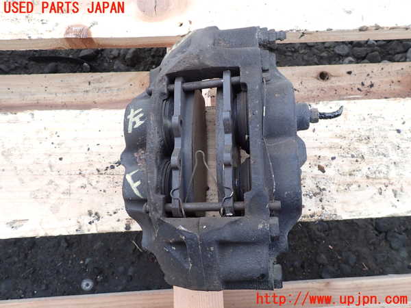 1UPJ-36224085]ランクル60系(HJ61V(改))左フロントキャリパー 中古_m0001.jpg