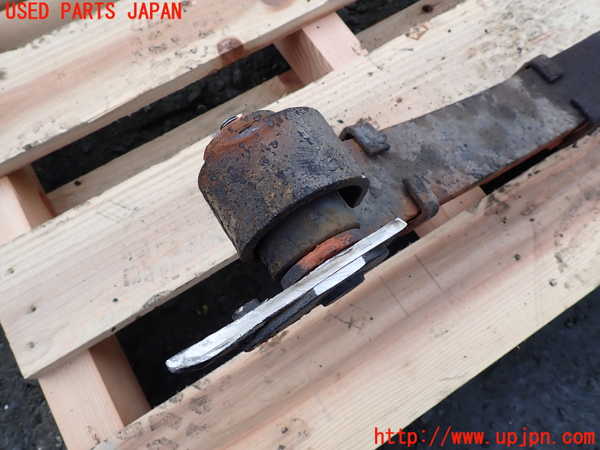 1UPJ-36225090]ランクル60系(HJ61V(改))右フロント リーフスプリング 中古_m0002.jpg