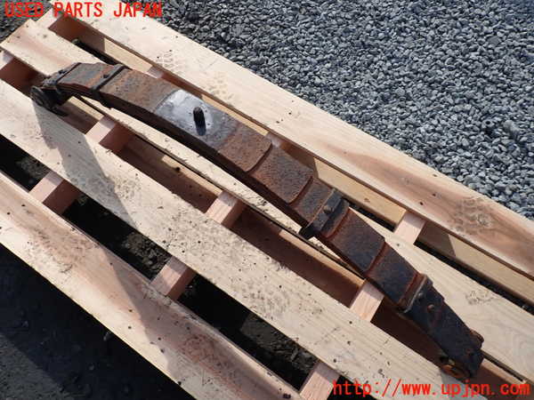 1UPJ-36225100]ランクル60系(HJ61V(改))右リア リーフスプリング 中古_m0003.jpg