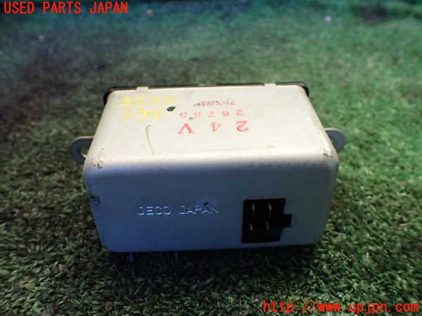 1UPJ-36227850]ランクル60系(HJ61V(改))時計 中古_m0003.jpg