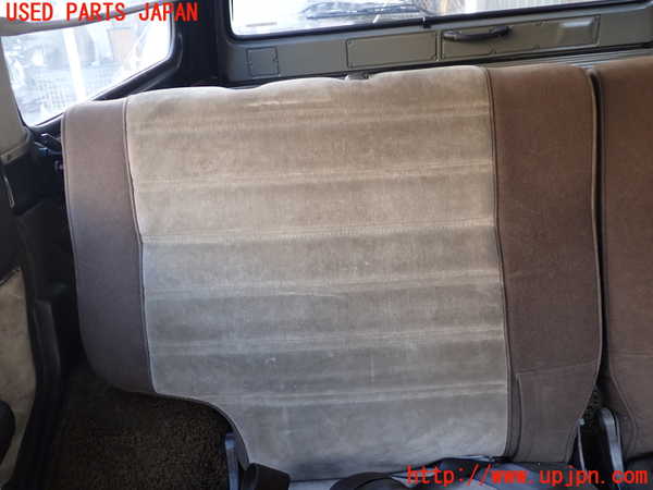 1UPJ-36227145]ランクル60系(HJ61V(改))右2列目シート 中古_m0002.jpg