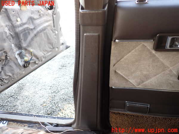 1UPJ-36227665]ランクル60系(HJ61V(改))右センターピラートリム 中古_m0001.jpg