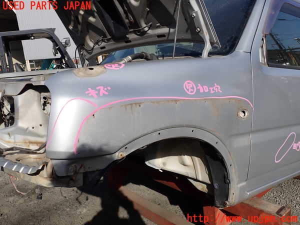 1UPJ-36231082]ジムニー(JB23W)左前フェンダー 中古_m0001.jpg