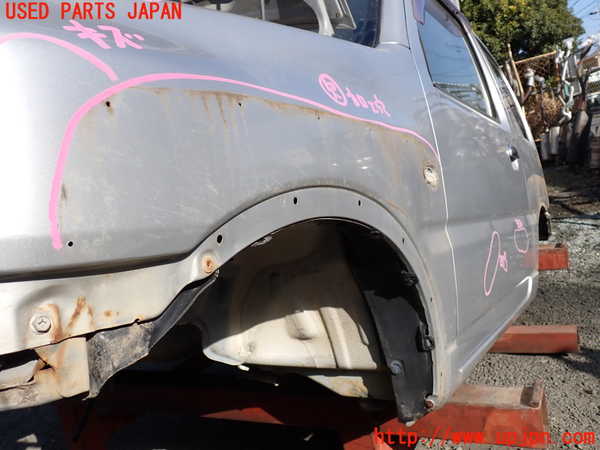1UPJ-36231082]ジムニー(JB23W)左前フェンダー 中古_m0003.jpg