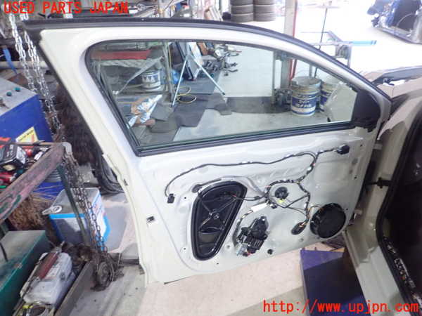 1UPJ-36241260]VW ポロ(AWDLA)左前ドア 中古 FUYAO M61385 43R-000055_m0003.jpg