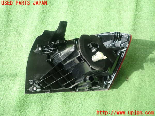 5UPJ-36241536]VW ポロ(AWDLA)左テールランプ 中古_m0003.jpg