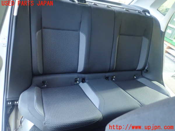1UPJ-36247385]VW ポロ(AWDLA)リアシート 中古_m0001.jpg